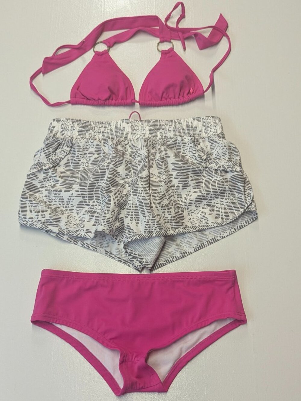 Reef Hot Pink Bikini and MPG White/Gray Board Shorts Size Small